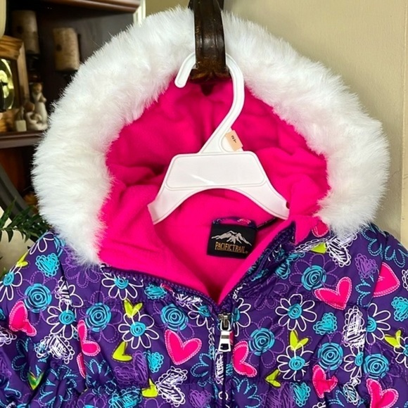 Brand New Pacific Trail Purple Graffiti Hooded Puffer Zip Up Coat Winter Jacket - Picture 3 of 16
